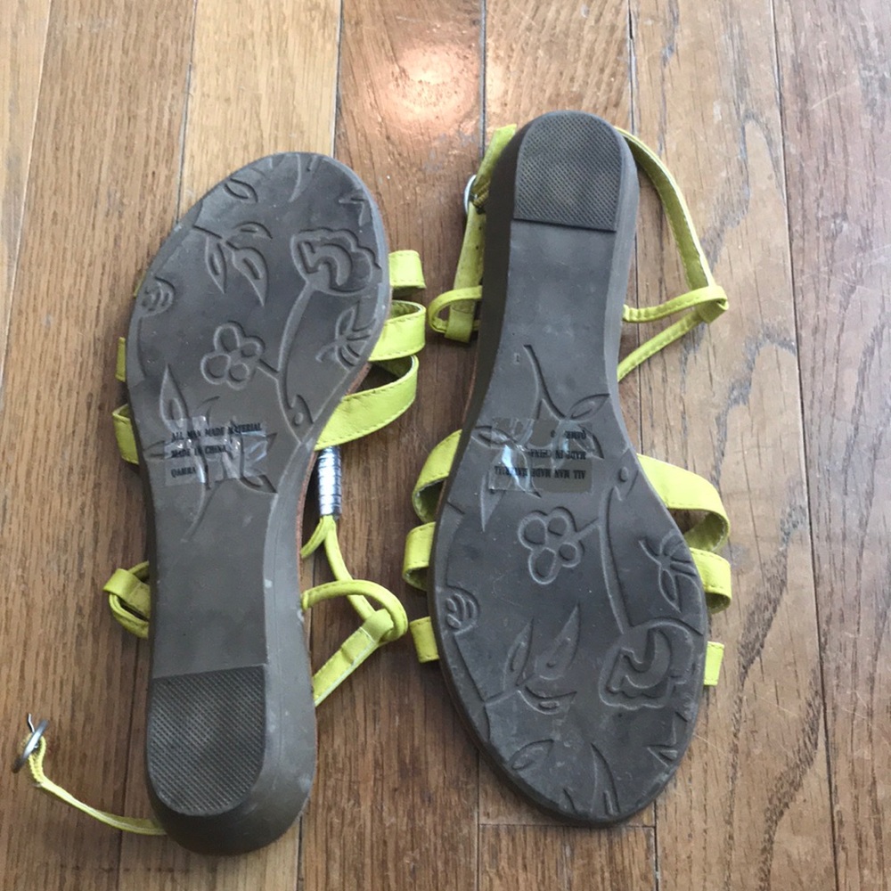 Sandals - Picture 2 of 2